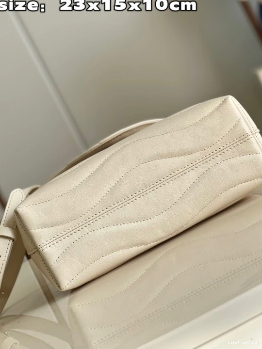 First bag ru HOLD VUITTON ME LOUIS 0801
